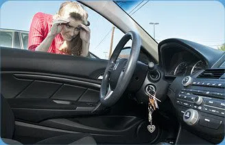 Locksmith Master Store San Diego, CA 619-213-1559 - locked-keys-in-car